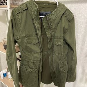 Green American eagle outfitters outdoors jacket